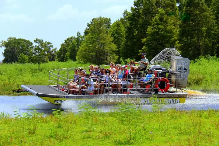 Central Florida Everglades Airboat Tour from Orlando with Pickup