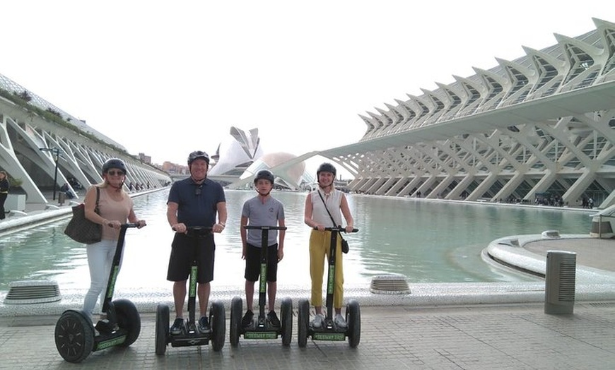 Image 6: Recorrido en Segway por la Ciudad de las Artes y las Ciencias de Va...