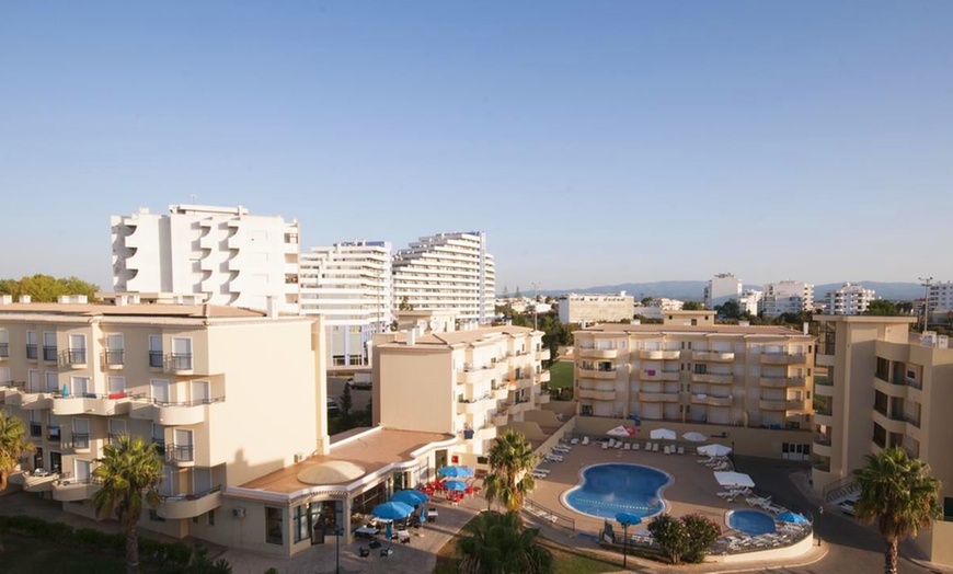 Image 12: ✈ ALGARVE | Portimao - Plaza Real by Atlantic Hotels 3* - Appartement