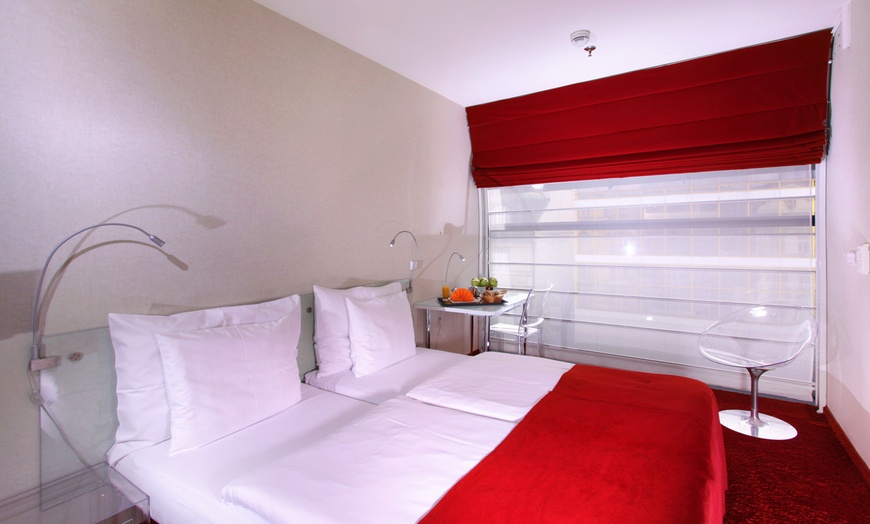 Image 7: ✈ REPUBBLICA CECA | Praga - Design Metropol Hotel 4* - City break