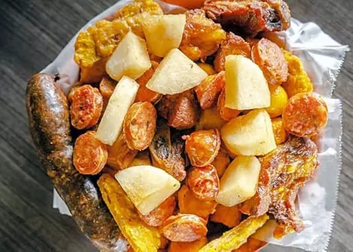 5% Cash Back at Las Palmas Restaurant