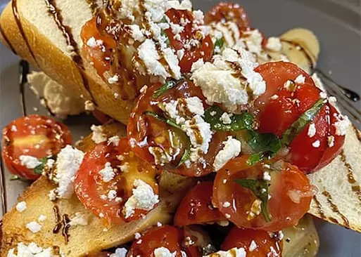 5% Cash Back at Tempt Restaurant & Lounge