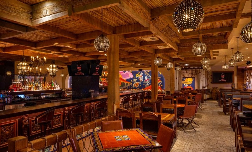 Image 7: ✈ ETATS-UNIS | Las Vegas - Virgin Hotels Las Vegas, Curio Collectio...