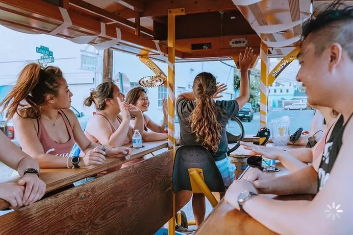 Beer Lover's Bike Tour of Honolulu - Primary Image
