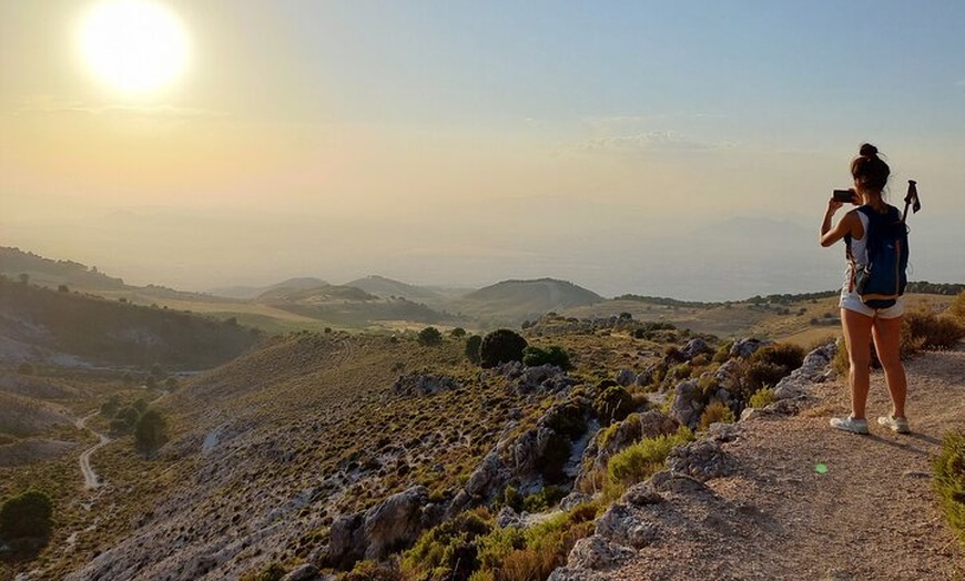 Image 19: NUEVO:Sunset Hike & Summit Sierra Nevada - Tour privado con cachorro