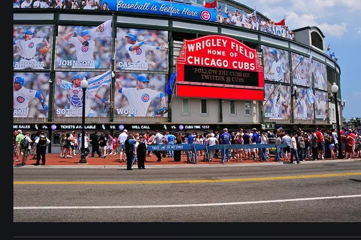 Chicago Private Custom City Tour with Hotel Pick Up