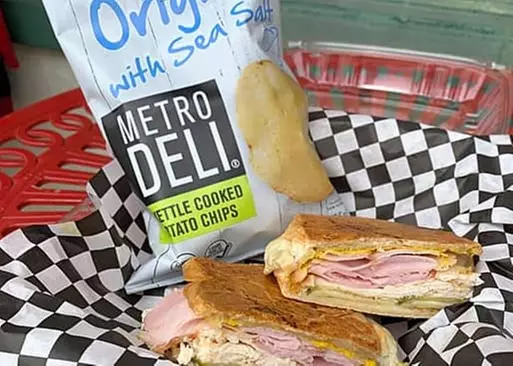 5% Cash Back at 10th Street Produce & Deli
