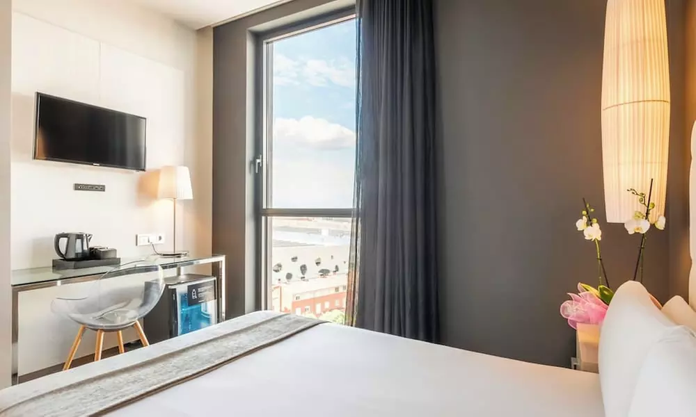 ✈ SPAIN | Barcelona - SB Plaza Europa 4*, 2 nights - City centre