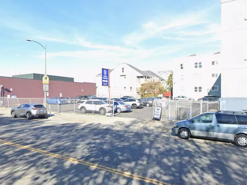 Parking at Fallon Lot - Primary Image