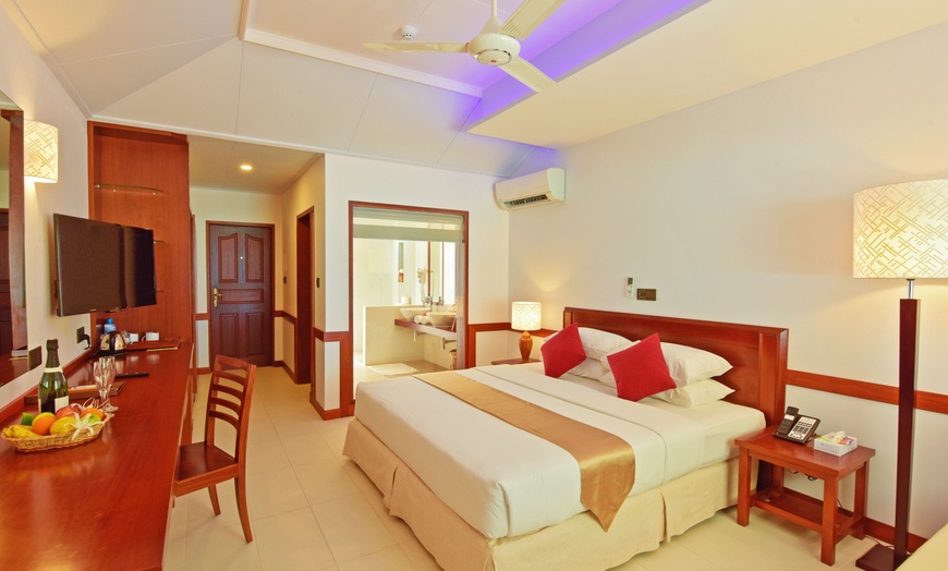 Image 6: ✈ MALDIVES | Alif Dhaal Atoll - Villa Park Sun Island Resort 5* - Spa