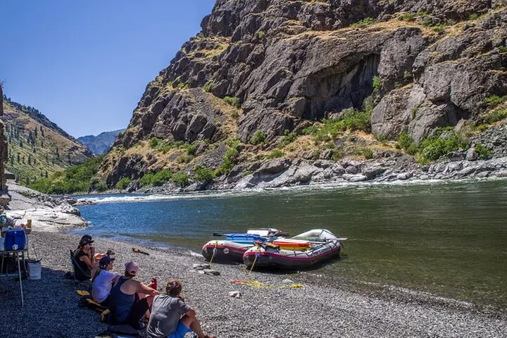 5 Days Guided River Rafting Excursion through Hells Canyon