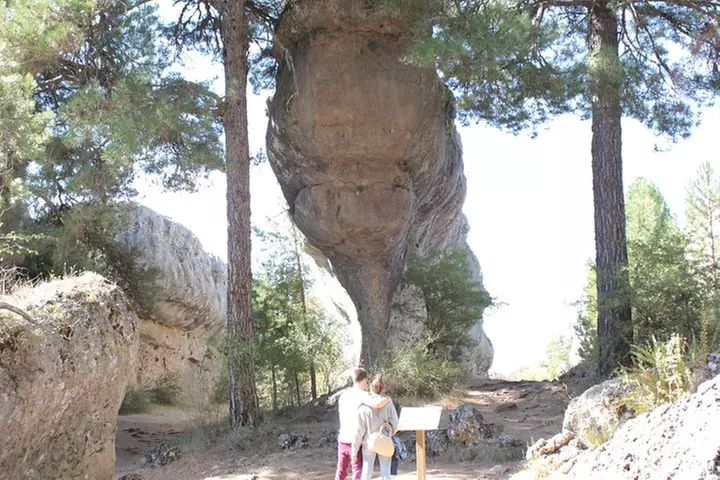 Tour de Madrid a Cuenca y la Ciudad Encantada