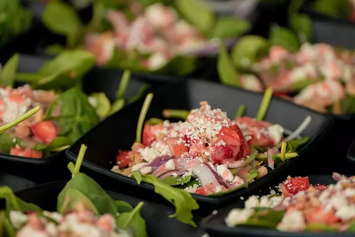 Historical Dinner Cruise to Kealakekua Bay