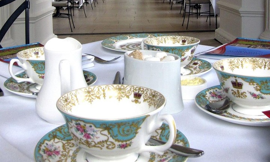 Image 4: Private Tour: Royal High Tea At Kensington Palace Gardens