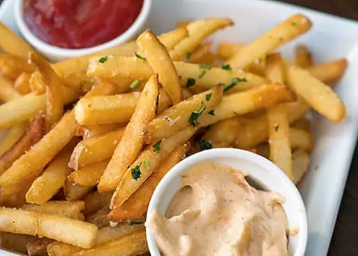 5% Cash Back at Boathouse Grill