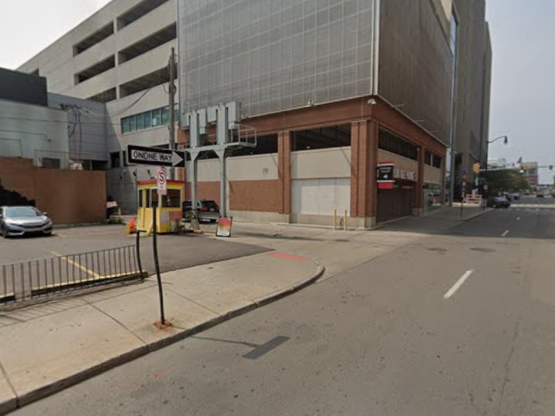 Parking at 583 Monroe St. Lot