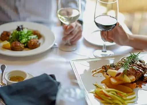 5% Cash Back at Rocco's Italian Grille