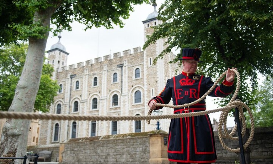 Image 1: VIP Tower of London and Crown Jewels Tour with Private Beefeater Me...