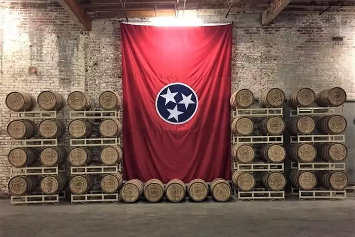 Tennessee Whiskey Experience: Bus Tour with 11+ Whiskey Tastings