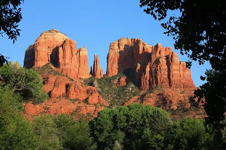 Small Group or Private Sedona and Native American Ruins Day Tour
