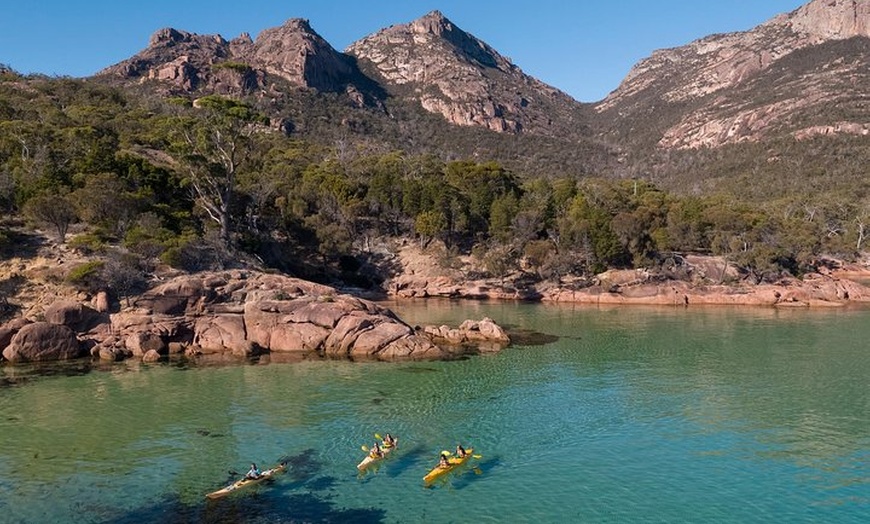 Image 1: The Freycinet Paddle