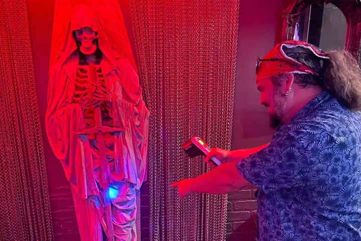 Ghost Investigation Tours with Interactive Paranormal Experience