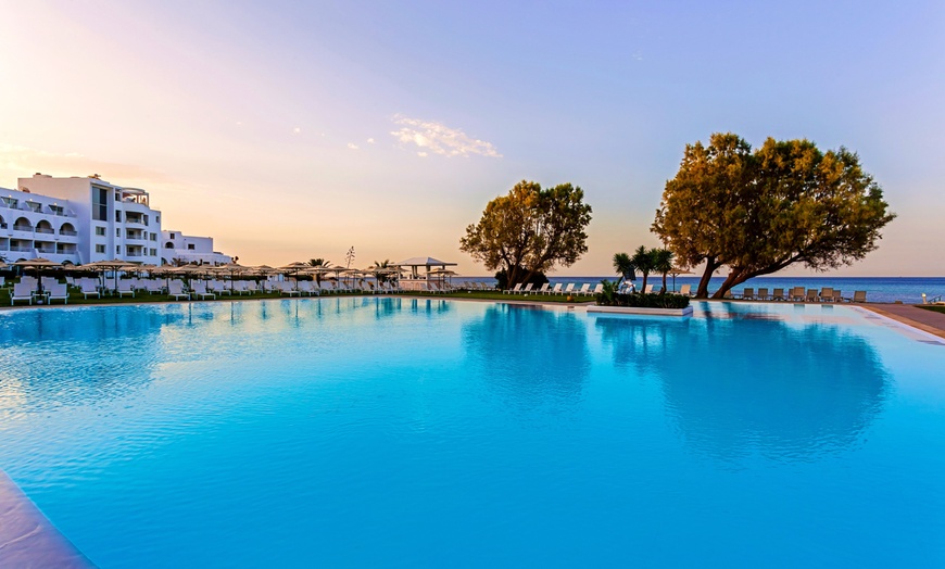 Image 2: ✈ TUNISIA | Hammamet - Sentido Le Sultan 4* - Half Board included