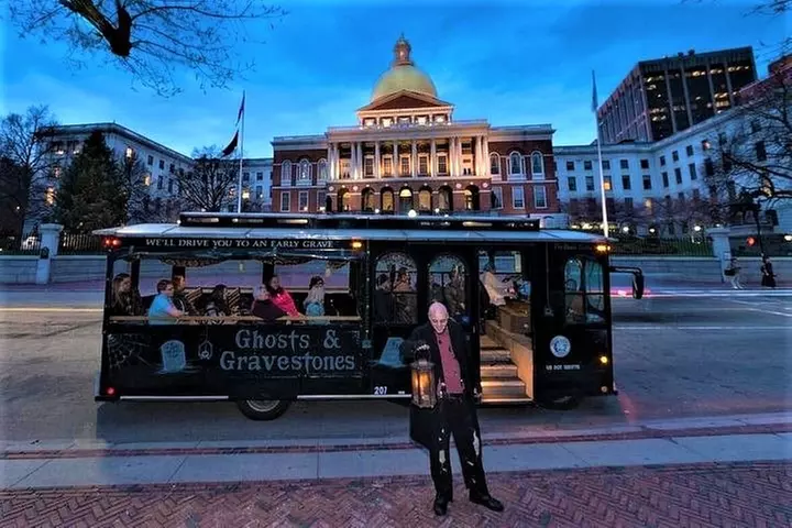 Boston Ghosts and Gravestones Trolley Tour - Primary Image