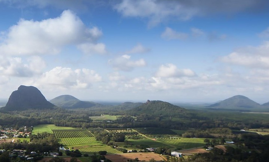 Image 6: Glass House Mountains Rock Climbing Experience
