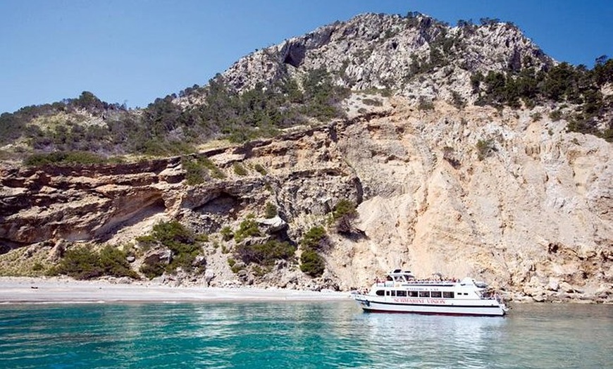 Image 4: Paseo panorámico en barco por Mallorca hasta la playa de Formentor