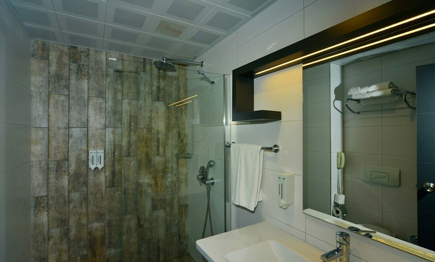 Image 6: ✈ ANTALYA ET SA RÉGION | Elikesik - White City Beach Hotel - Adult ...