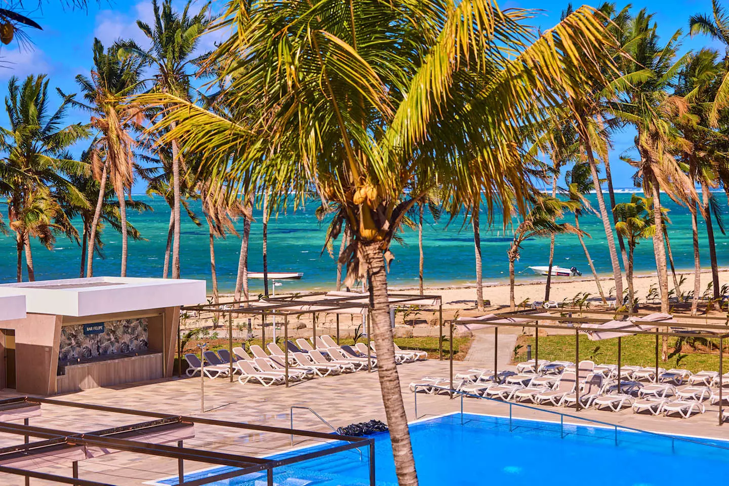 ✈ MAURITIUS | Le Morne - Riu Turquoise Mauritius 4*, 5 Nächte - Ide...