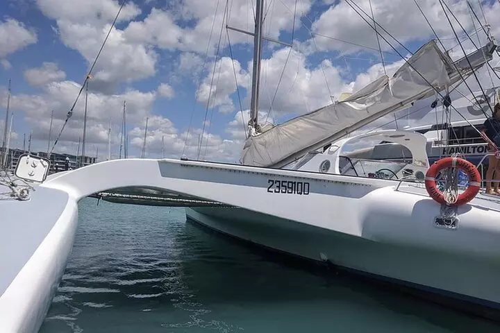 2-Night Whitsunday Islands Sailing Adventure on Trimaran Avatar