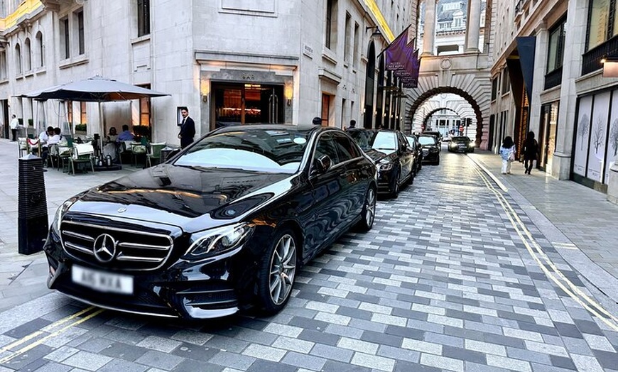 Image 4: Private Chauffeur London City Airport to/from any London Hotels