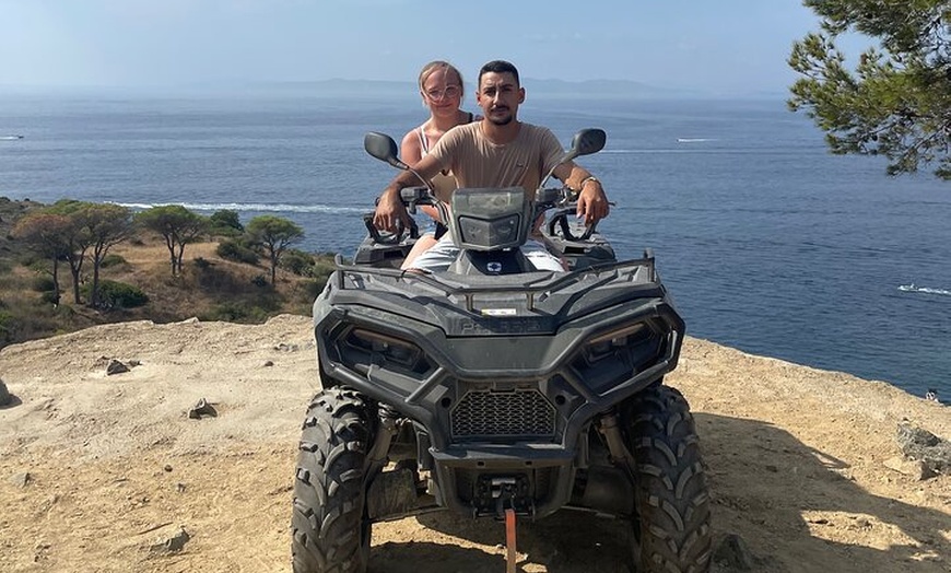 Image 3: Excursión en quad por la magnífica bahía de Rosas