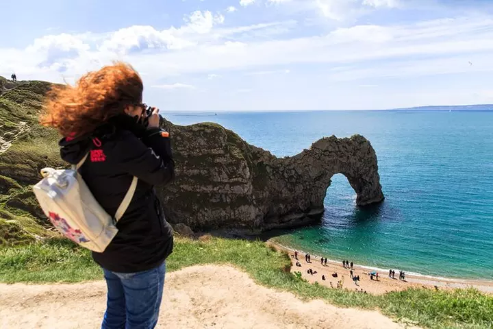 Lulworth Cove & Durdle Door Mini-Coach Tour from Bournemouth
