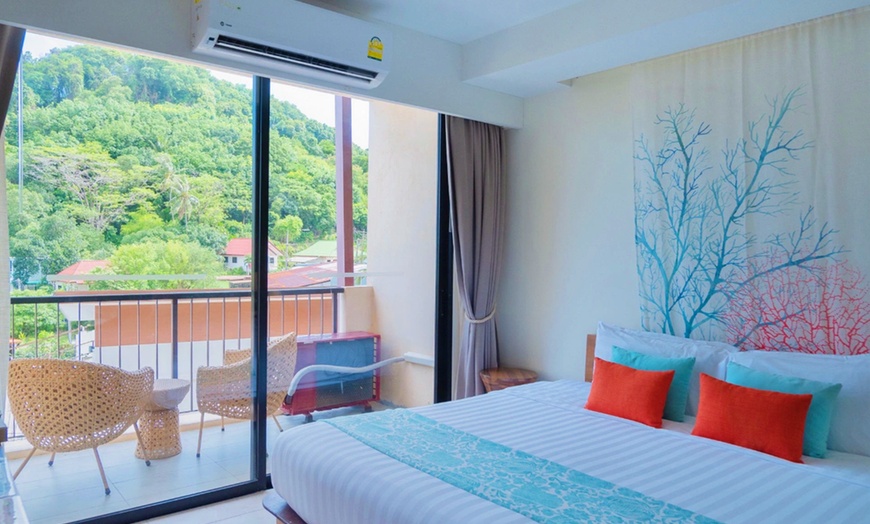 Image 15: ✈ THAÏLANDE DU SUD | Phuket - Bandara Beach Resort Phuket 4* - Bord...