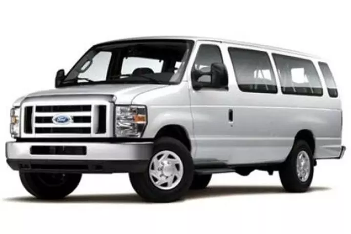 Private Round-trip Airport Transfer: John Wayne Airport to & from A...
