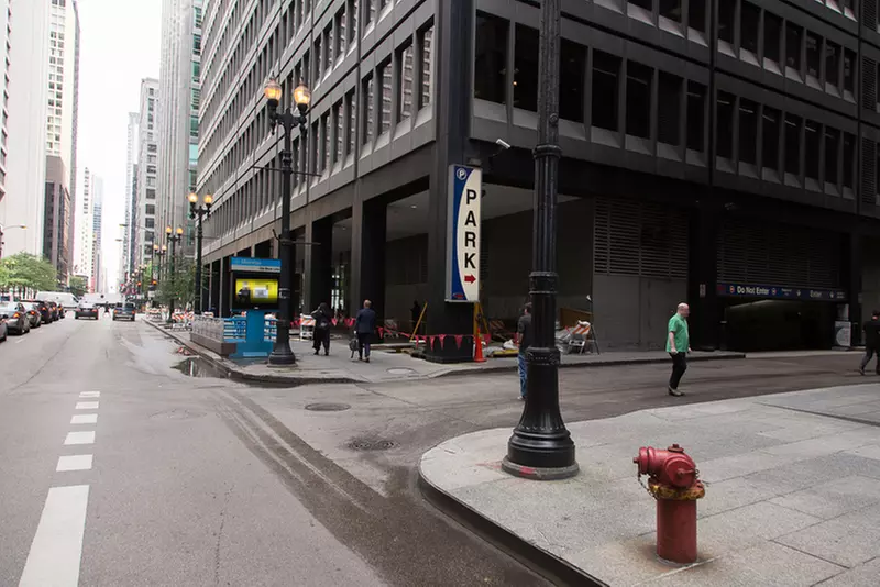 Parking at 33 West Monroe Garage