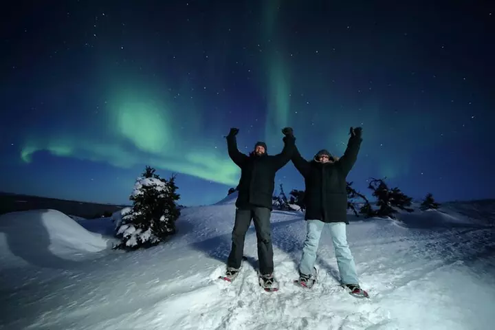 Best Northern Lights Aurora Adventure FREE Portraits & Hot Pizza
