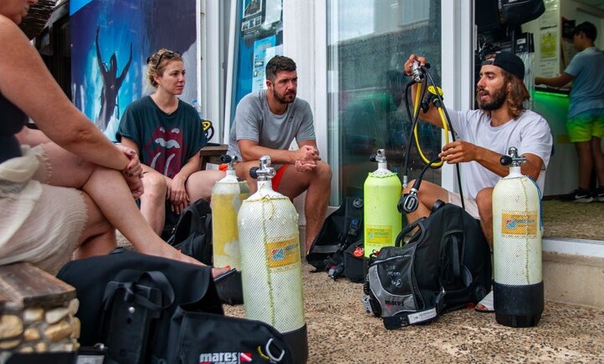 Image 3: Experiencia de buceo con instructor SSI en Cap Formentor