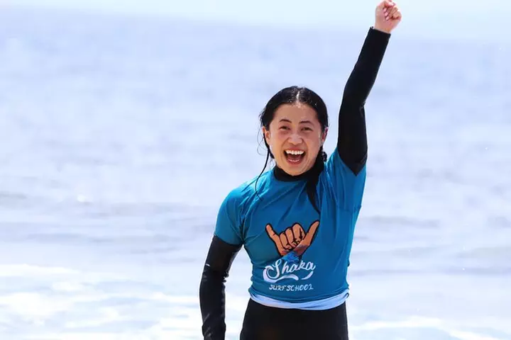 Clase de Surf Grupal en Playa de Las Américas con Fotografías