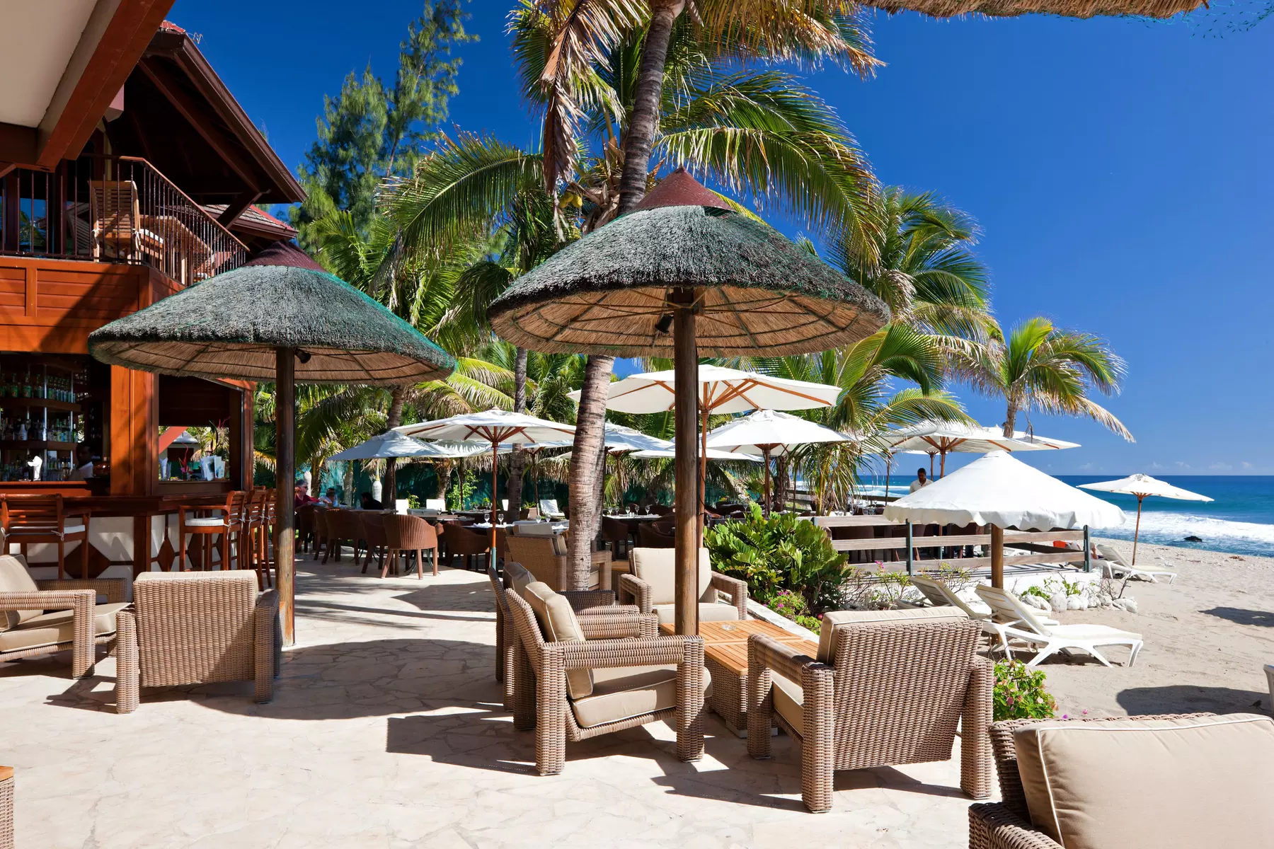 ✈ LA RÉUNION | St Gilles - Le Saint Alexis Hotel & Spa 4*, 4 nuit -...