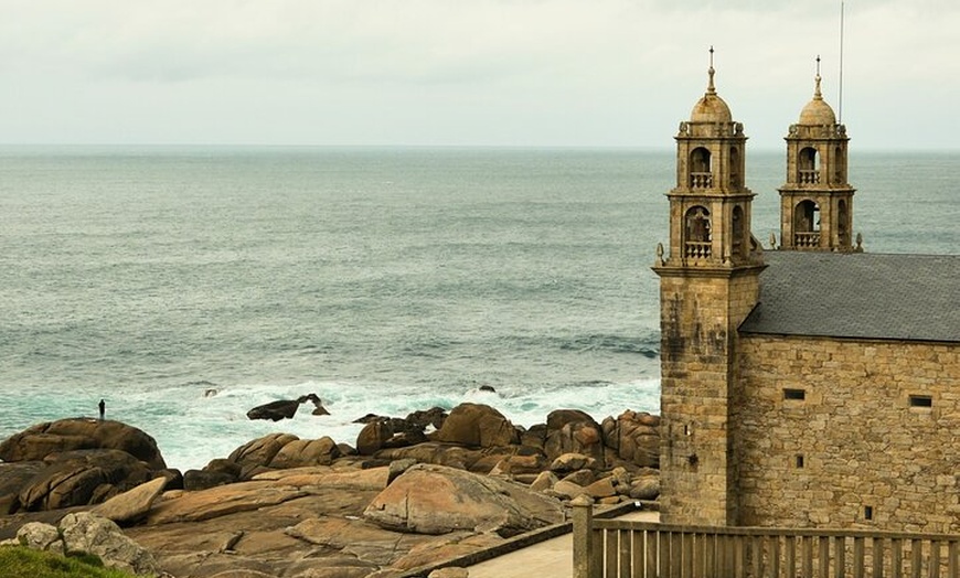 Image 25: Finisterre y Costa da Morte el tour más completo desde Santiago