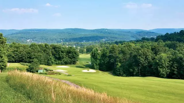 Online Booking - Round of Golf at Mountainview Golf Course - Primary Image