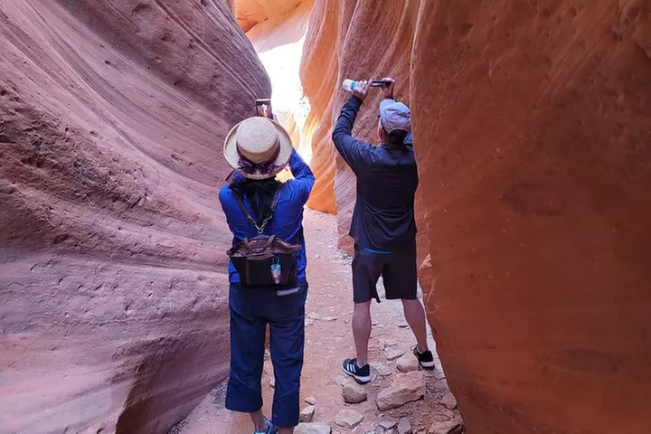 Peek-A-Boo Slot Canyon Tour UTV Adventure (Private)