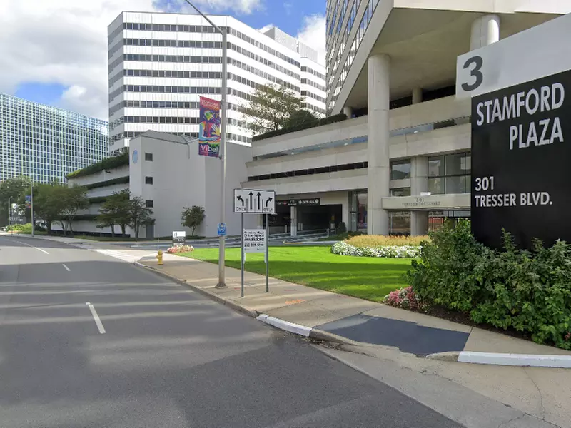 Parking at 4 Stamford Plaza Garage