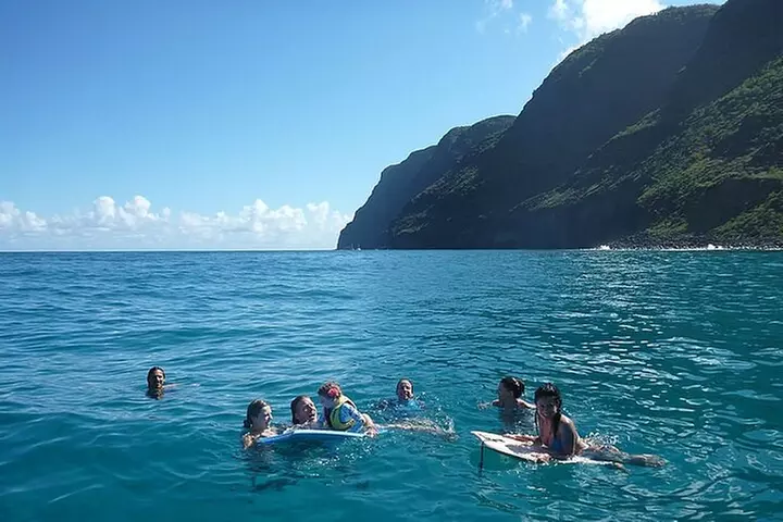 Ultimate Na Pali Coast Zodiac Boat Snorkeling and Sea Cave Tour