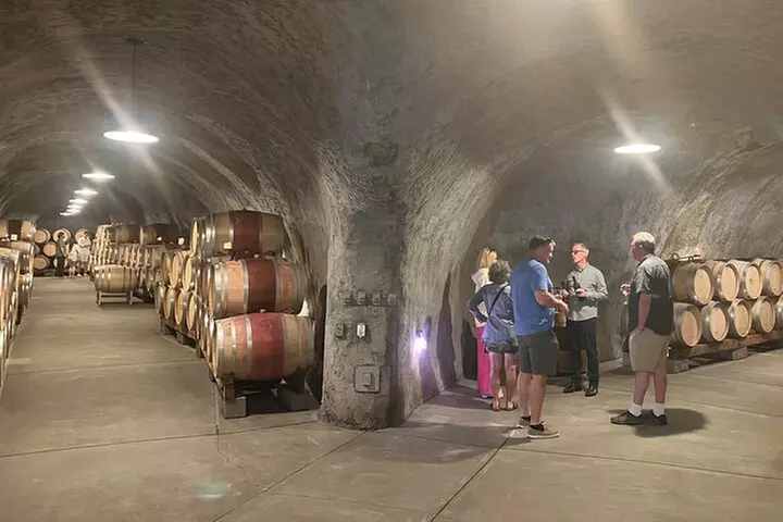 Best Private Wine Tours of Napa Valley Sonoma for up to 8 people