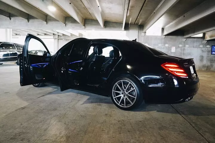 Atlanta Round Trip Chauffeur Driven Transport